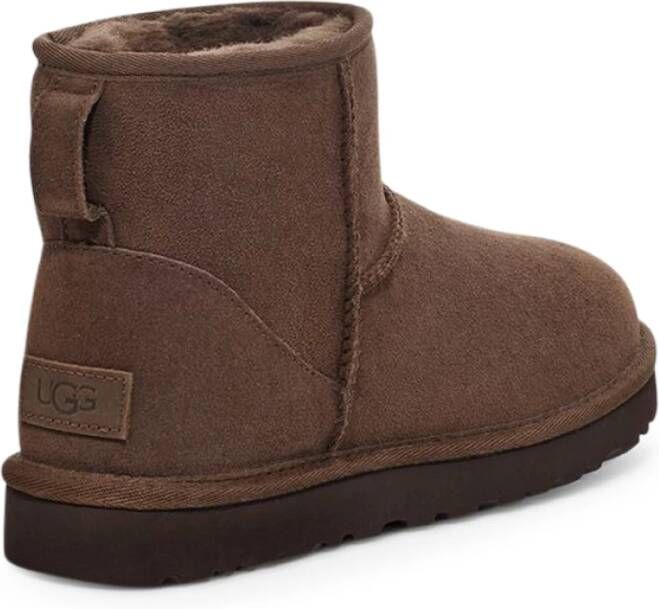 Ugg Klassieke mini -laarzen Brown Dames