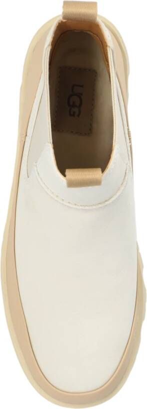 Ugg Brisbane Chelsea-laars in Sea Salt