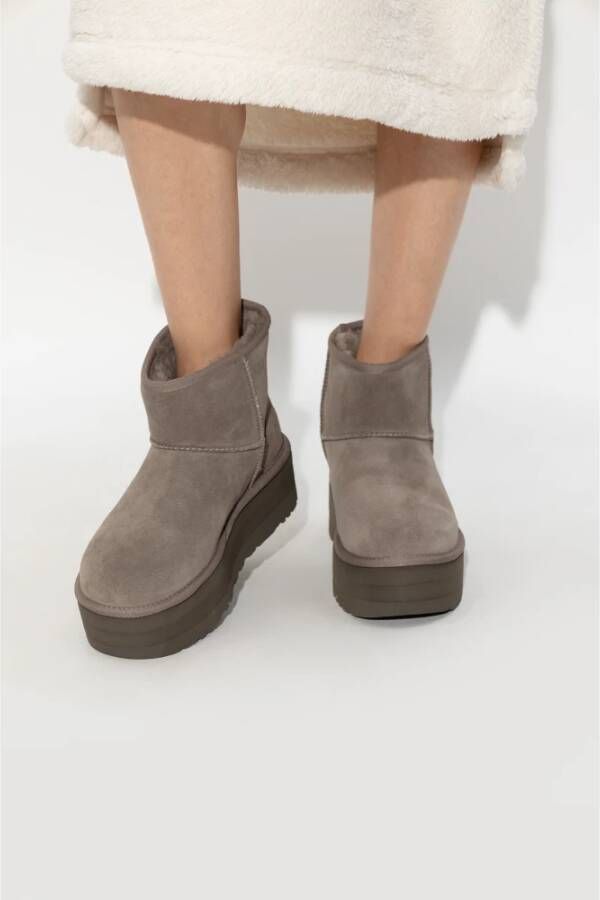 Ugg Sneeuwlaarzen met 'Classic Mini Platform' Grijs Dames