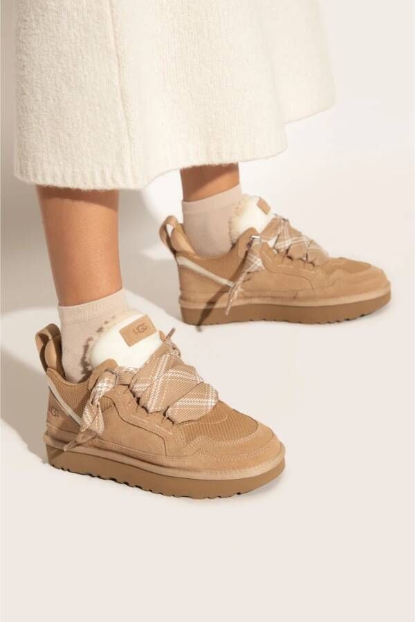 UGG Lage sneakers Dames W Lowmel Maat 38 Materiaal Suede Kleur Beige Schoenen