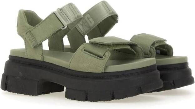 Ugg Stijlvolle Sandalen voor de Zomer Green Dames