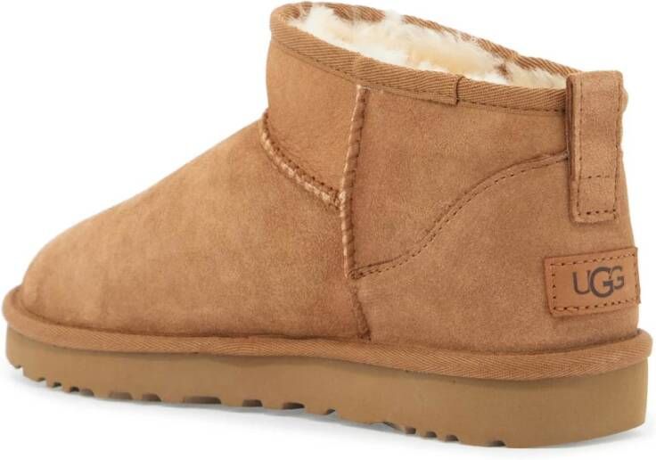 UGG Vlekbestendige Enkellaarzen met Schapenvacht