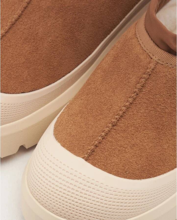UGG Instappers M Tas Weather Hybrid Maat: 44 Materiaal: Suède Kleur: Cognac