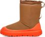 Ugg Classic Short Weather Hybrid-laars in Brown - Thumbnail 2