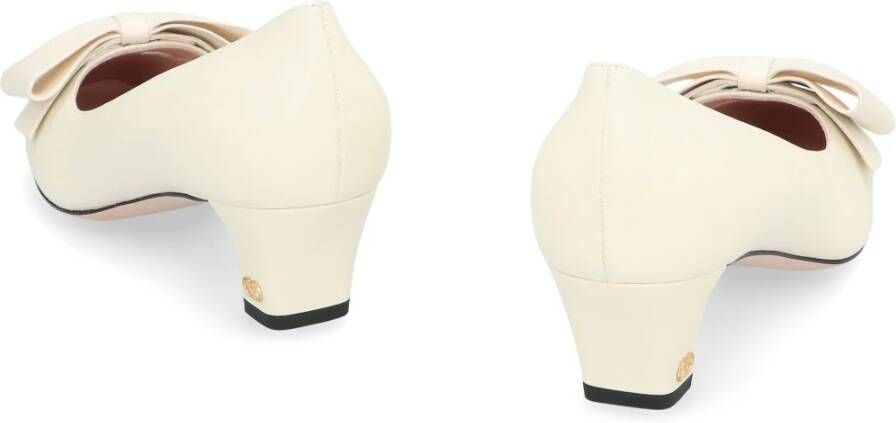 Valentino Bowow Leren Pumps met Decoratieve Strik