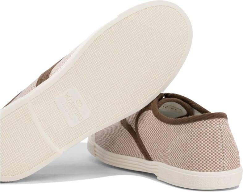 Valentino Garavani Beige Bay Sneakers Eco-Vriendelijke Stijl