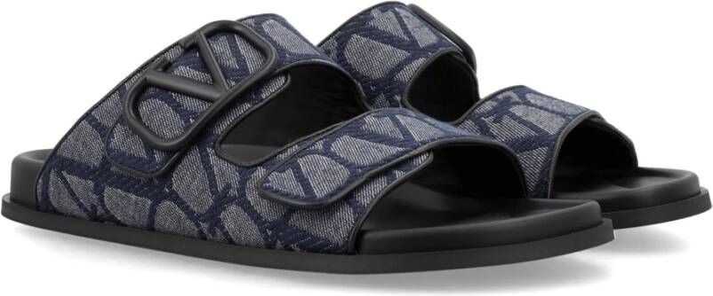 Valentino Garavani Blauw zwarte gesloten schoenen met VLogo trim Multicolor Heren