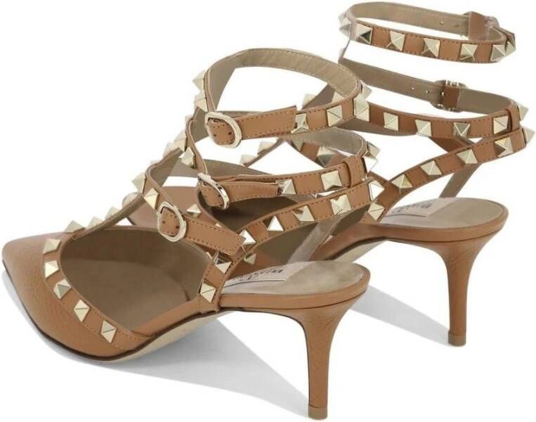 Valentino Garavani Bruine Rockstud Pumps Dames Schoenen