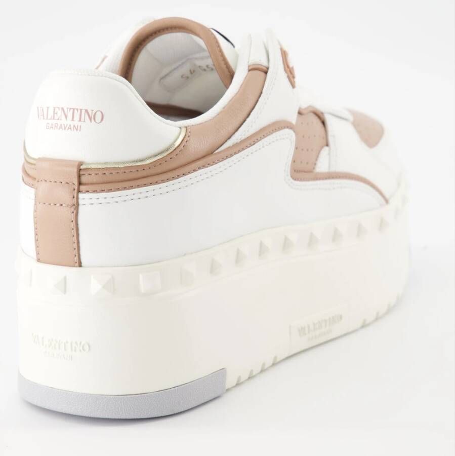 Valentino Garavani Freedots XL Platform Sneakers Beige Dames