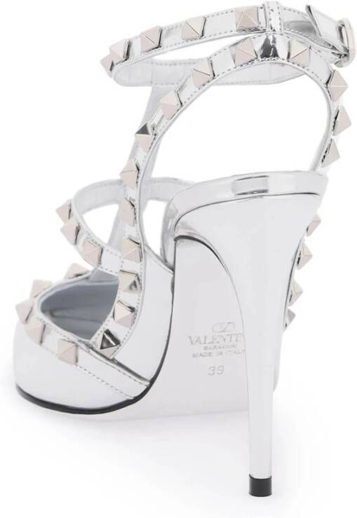 Valentino Garavani Gelamineerde Leren Rockstud Pumps Gray Dames