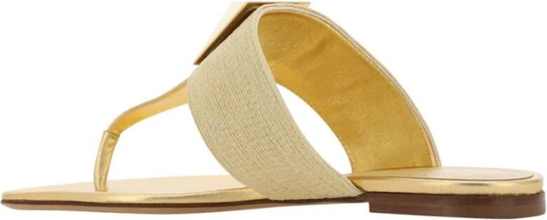 Valentino Garavani Gouden Leren Sandalen met Stud Detail Yellow Dames