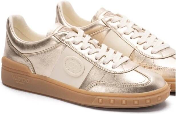 Valentino Garavani Grijze Leren Sneakers met Stud Detail