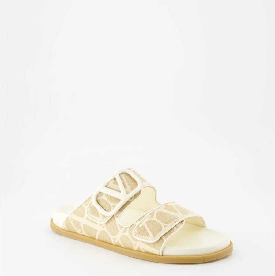 Valentino Garavani Iconographe Sandalen Beige Dames