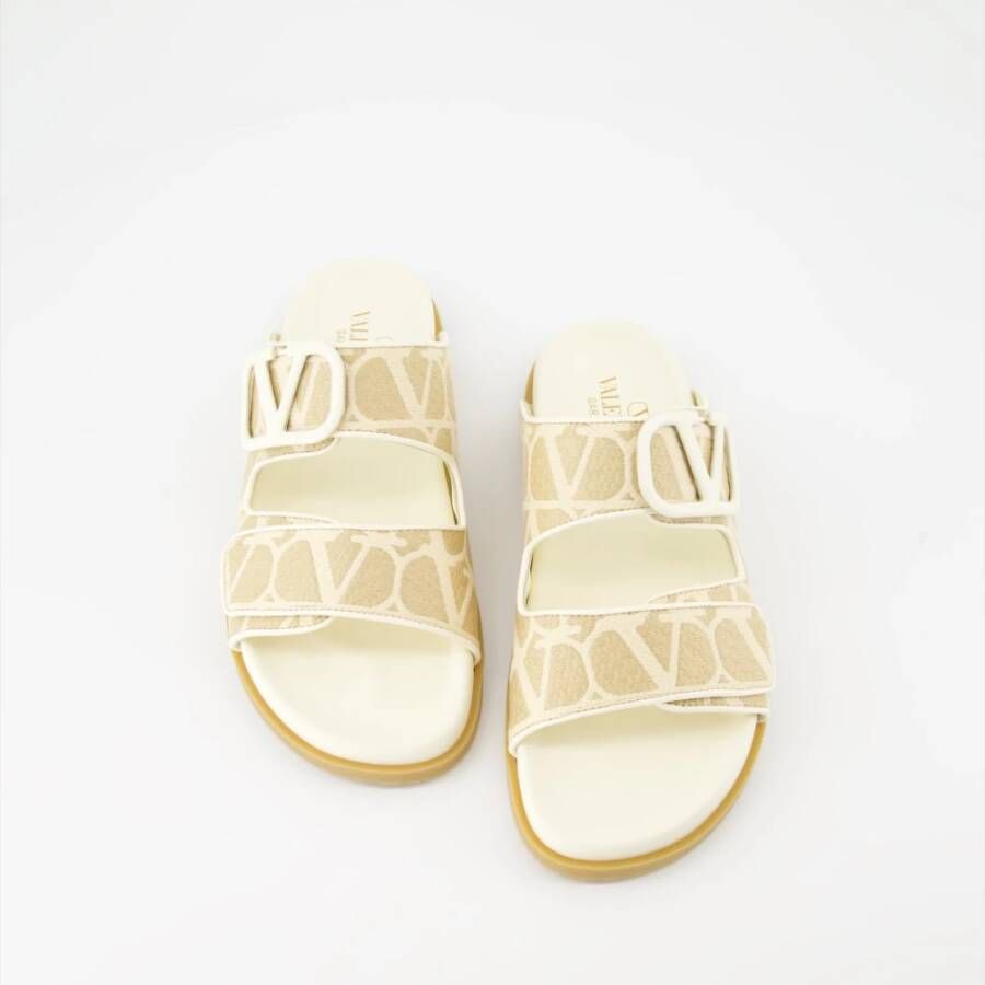 Valentino Garavani Iconographe Sandalen Beige Dames