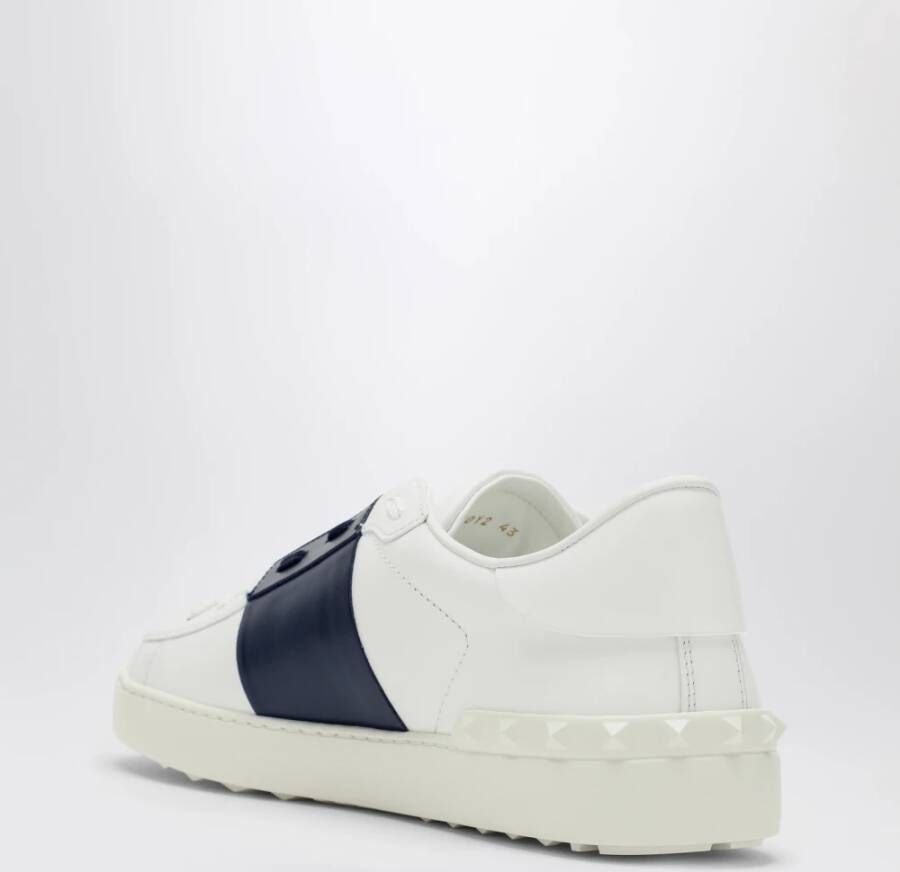 Valentino Garavani Lage Sneaker met Open Design