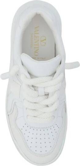 Valentino Garavani Leren Sneakers met Iconische Details White Dames