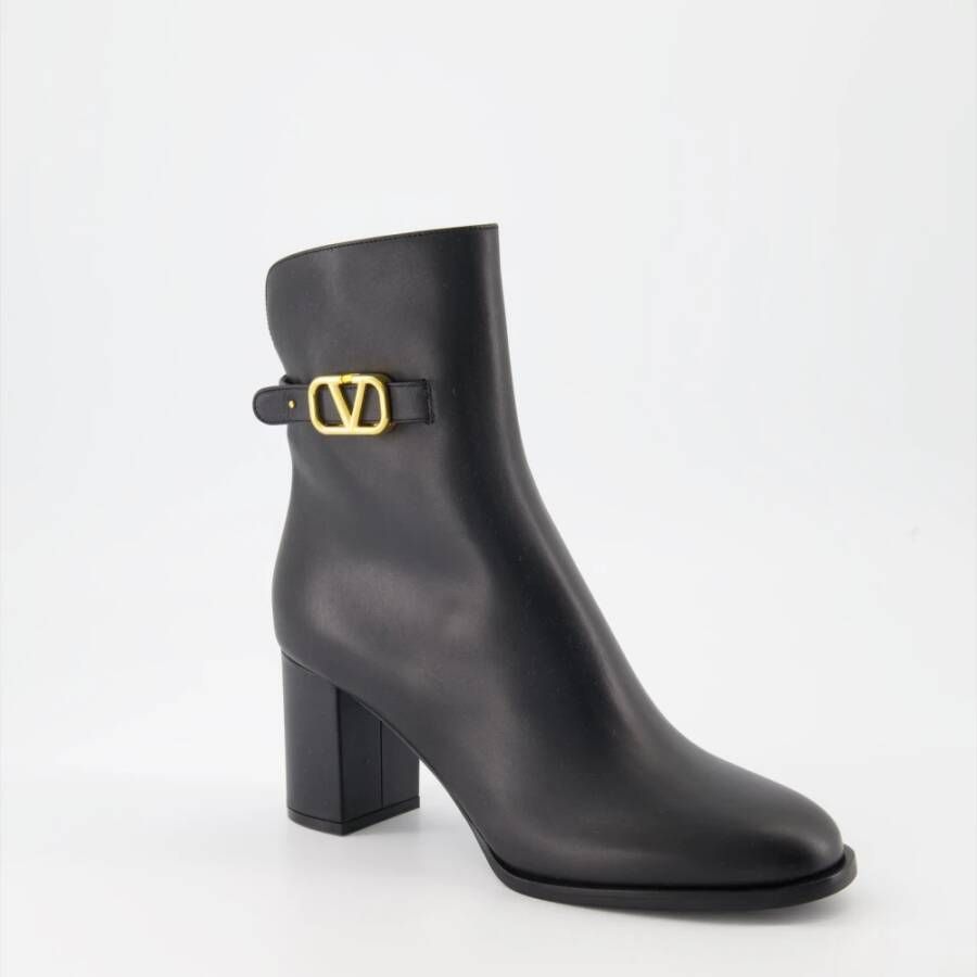 Valentino Garavani Leren VLogo Enkellaarsjes Black Dames