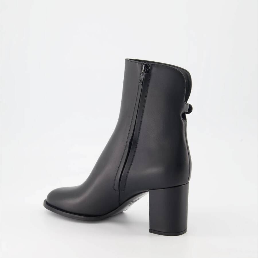 Valentino Garavani Leren VLogo Enkellaarsjes Black Dames