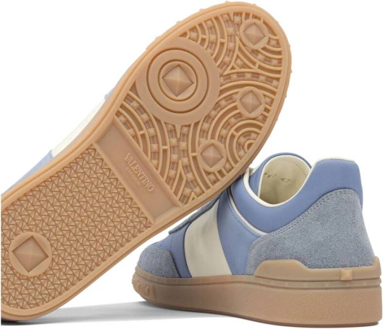 Valentino Garavani Lichtblauwe Sneakers Upvillage Stijl