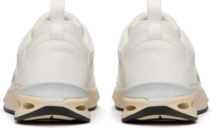 Valentino Garavani Witte Mesh Sneakers VLogo Signature White Heren