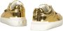 Valentino Garavani Metallic Low-top Sneakers met Geperforeerd Leer - Thumbnail 2
