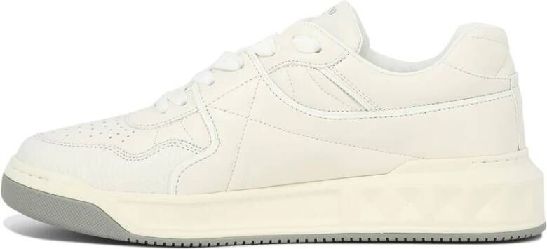 Valentino Garavani One Stud Leren Sneakers White Heren