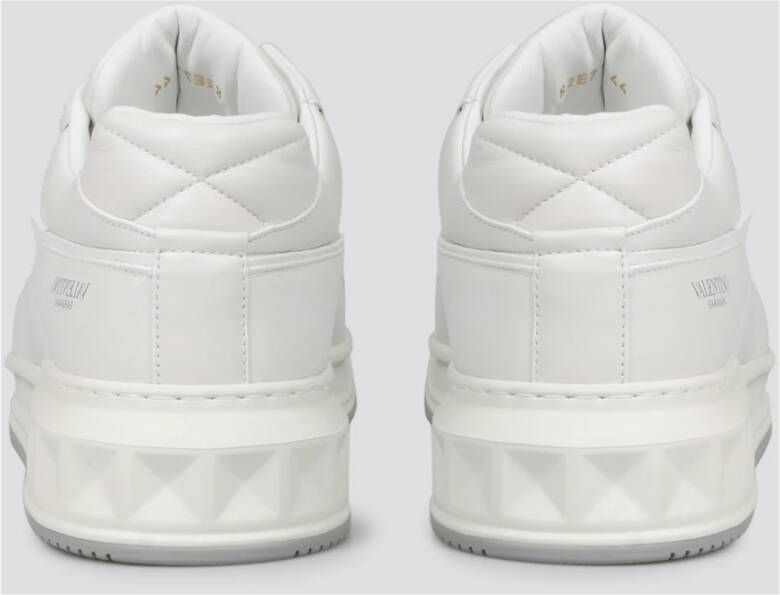 Valentino Garavani One Stud Low-Top Sneakers