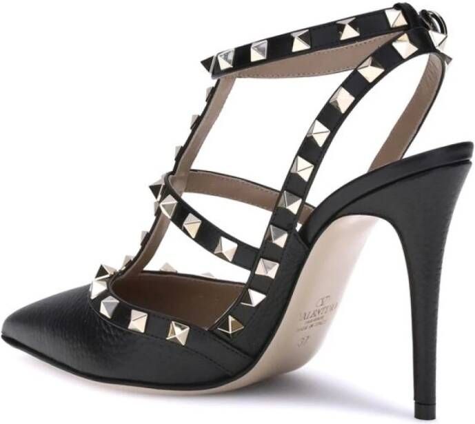 Valentino Garavani Rockstud Pumps met Enkelband