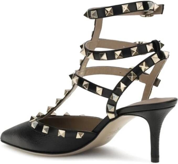 Valentino Garavani Rockstud Pumps met Enkelband