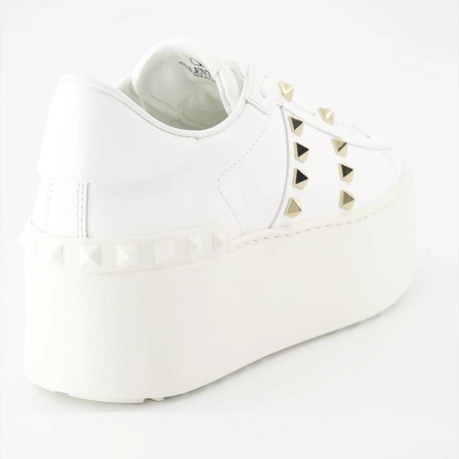 Valentino Garavani Rockstud Veterschoenen van Leer White Dames