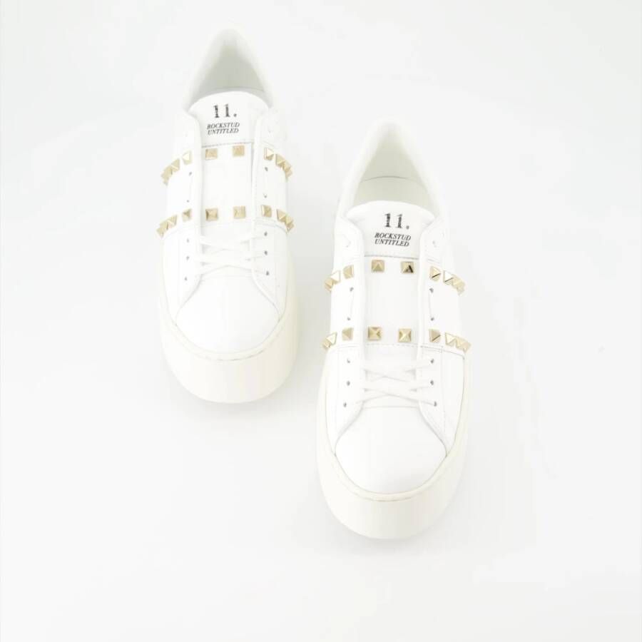 Valentino Garavani Rockstud Veterschoenen van Leer White Dames