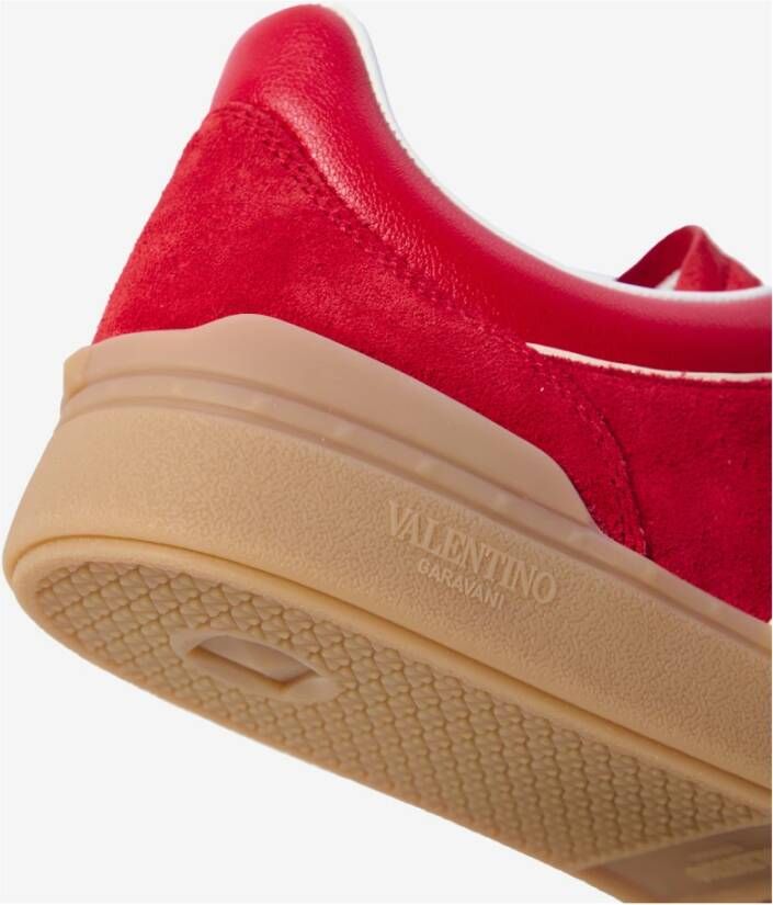 Valentino Garavani Rode Sneakers met Vlogo Detail