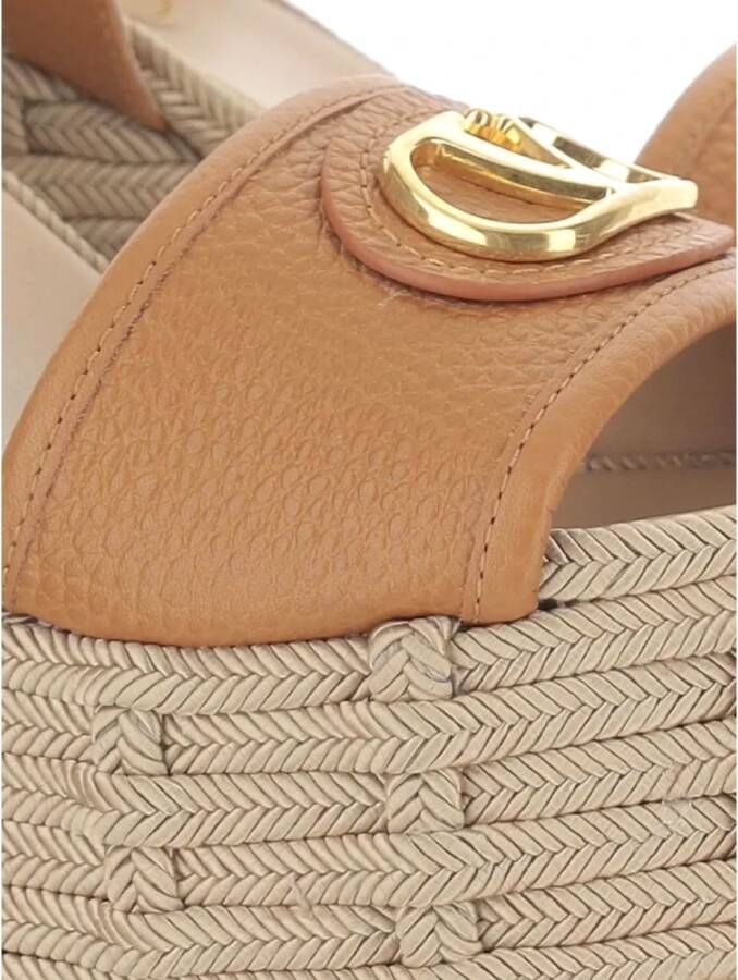 Valentino Garavani Stijlvolle Espadrilles voor zomerdagen