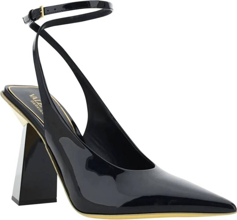 Valentino Garavani Studded Leren Pumps Black Dames