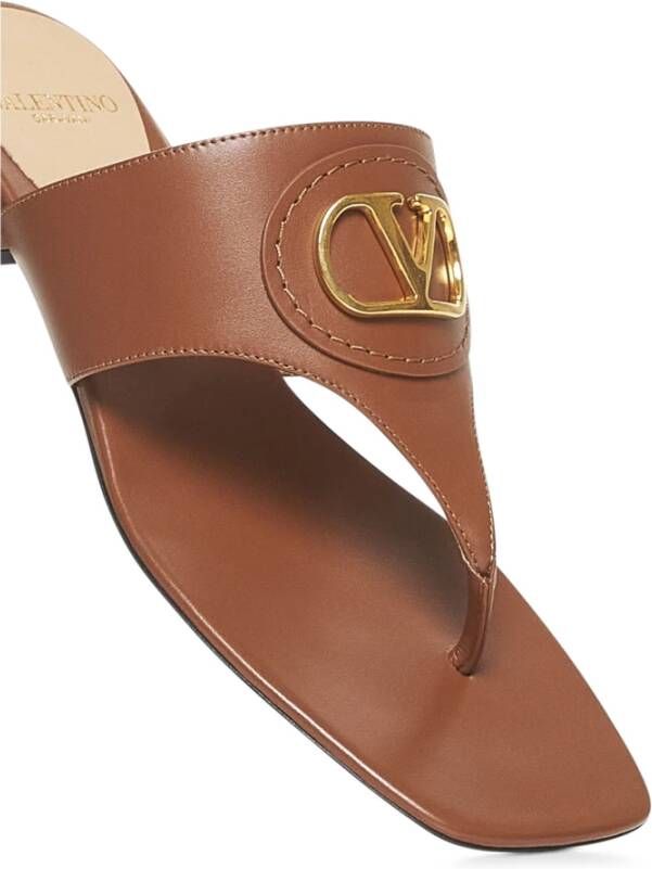 Valentino Garavani Tabaksleren Sandalen met VLogo Accessoire