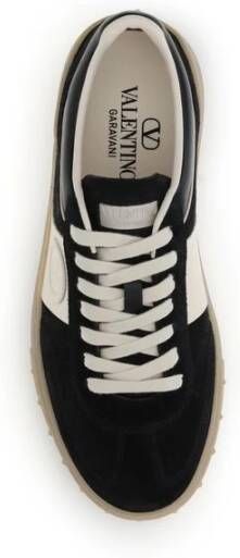Valentino Garavani Upvillage Sneaker met VLogo Signature
