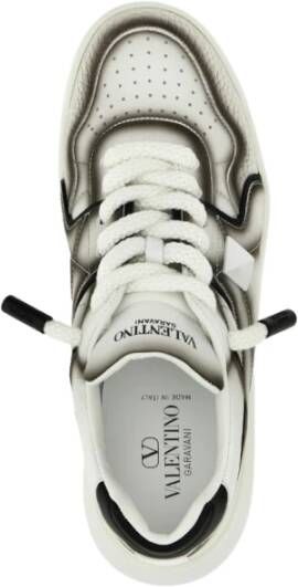 Valentino Garavani Witte & Zwarte One Stud Sneakers