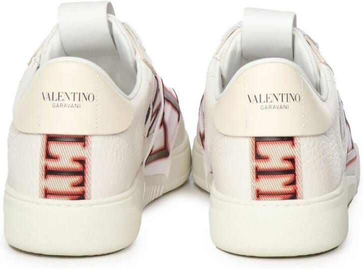 Valentino Garavani Witte Sneakers met Geperforeerde Neus White Heren