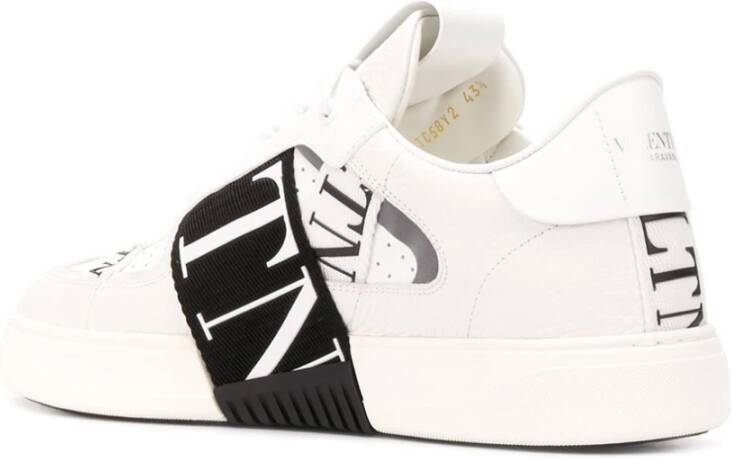 Valentino Garavani Witte Sneakers Upgrade Stijlvol Trendy