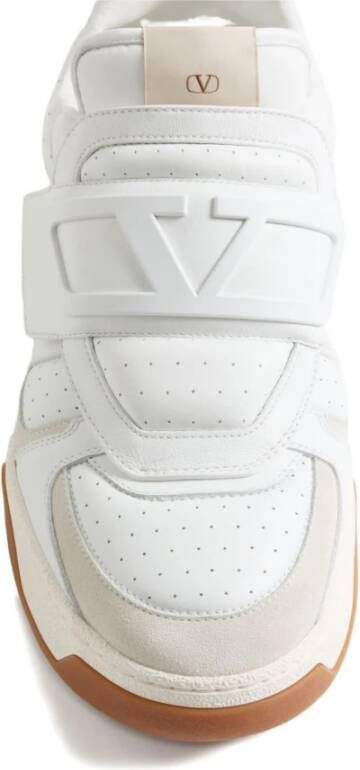 Valentino Garavani Witte Sneakers voor een stijlvolle look