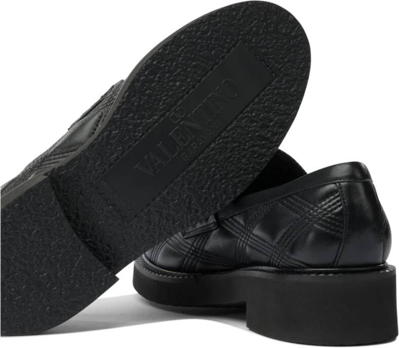Valentino Garavani Zwarte Loafer Schoenen voor Vrouwen