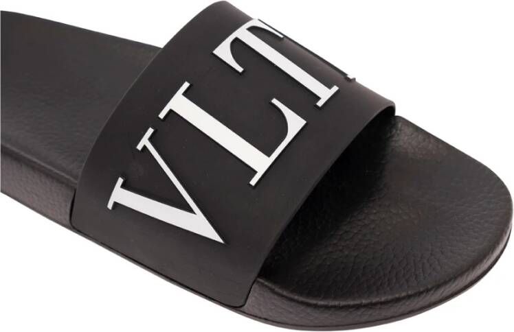 Valentino Garavani Zwarte Ronde Neus Slides Sandalen Black Heren