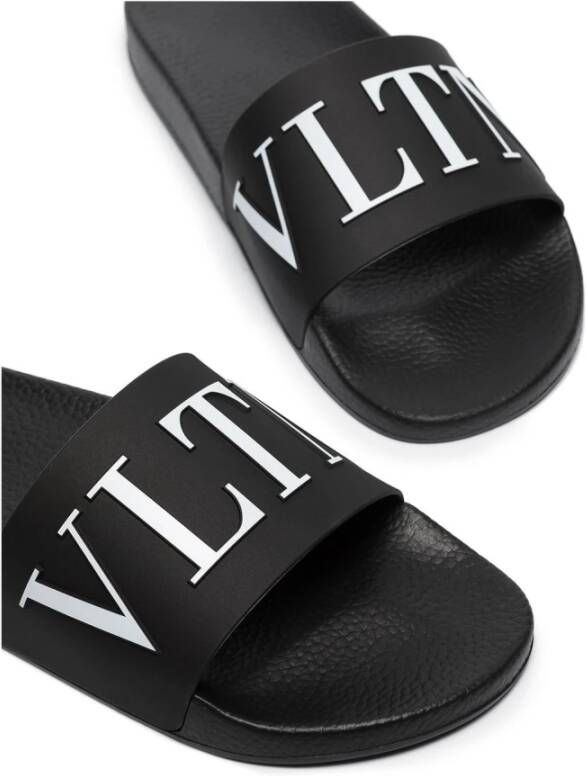 Valentino Garavani Zwarte Sandalen voor Mannen Black Heren