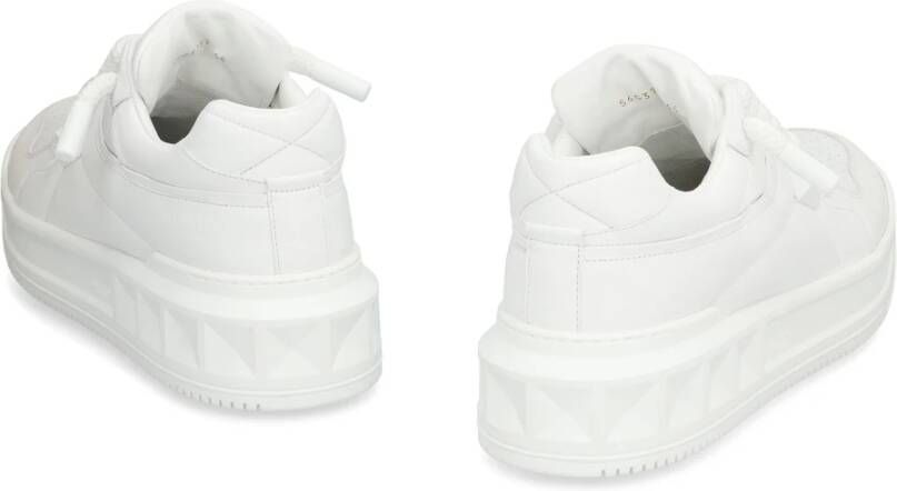 Valentino Studded Low-top Sneakers White Heren