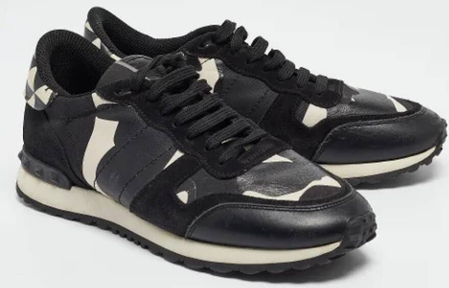 Valentino Vintage Pre-owned Canvas sneakers Black Dames