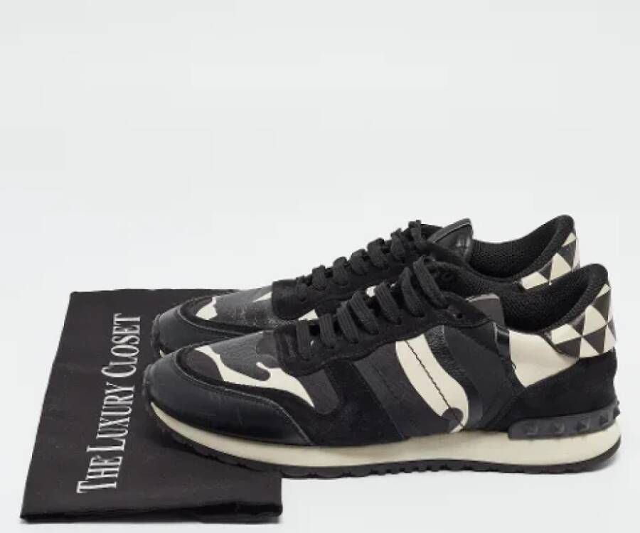 Valentino Vintage Pre-owned Canvas sneakers Black Dames