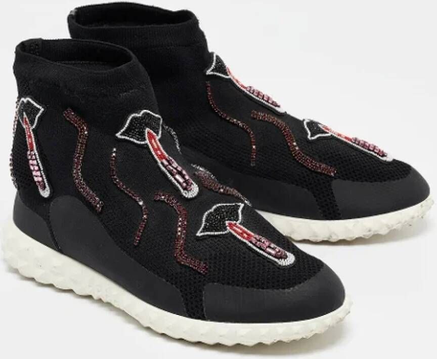Valentino Vintage Pre-owned Fabric sneakers Black Dames