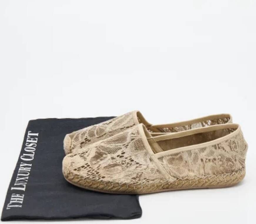 Valentino Vintage Pre-owned Lace flats Beige Dames