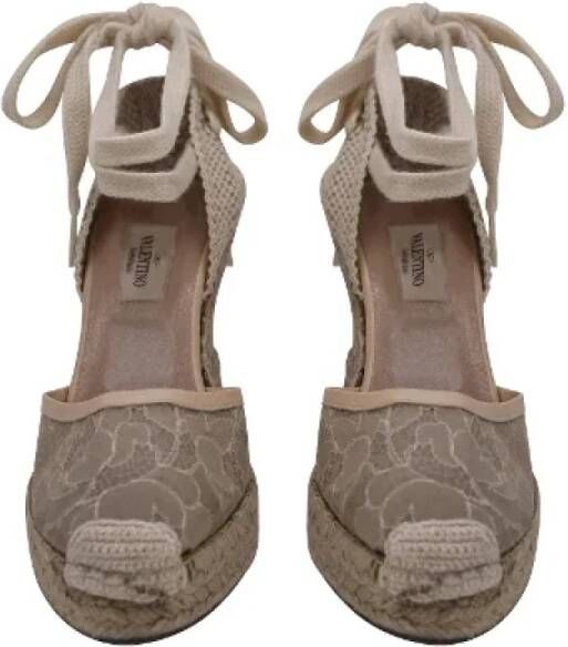 Valentino Vintage Pre-owned Lace sandals Beige Dames