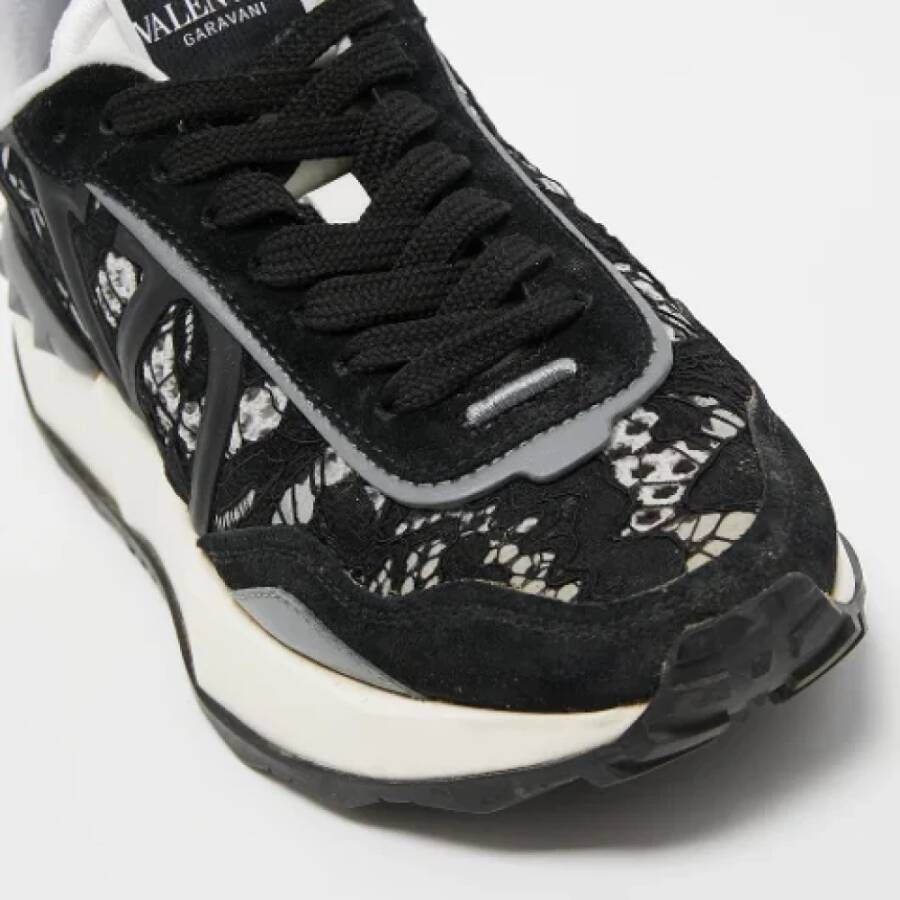 Valentino Vintage Pre-owned Lace sneakers Black Dames